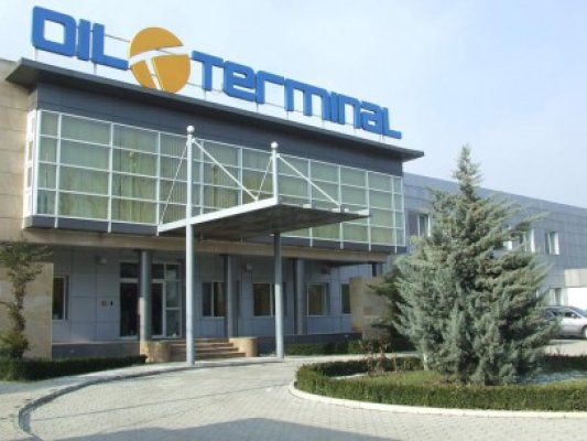 Vreţi un job bine plătit? Oil Terminal caută consilier juridic